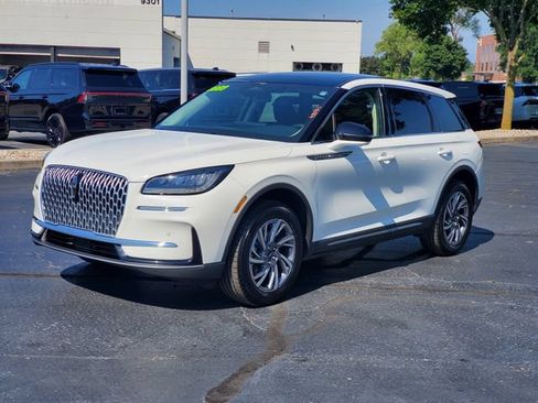 Used 2023 Lincoln Corsair FWD w/ Equipment Group 101A image 2