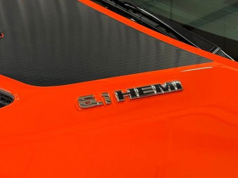 Used 2009 Dodge Challenger SRT8 RWD image 31