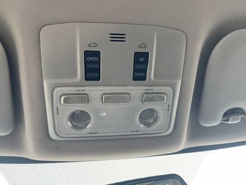 Used 2016 Toyota Corolla S Premium image 19