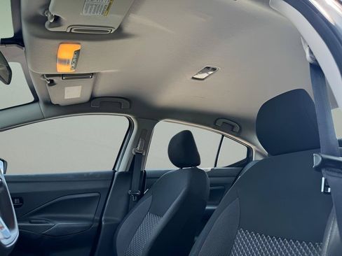 Used 2020 Nissan Versa S FWD image 18