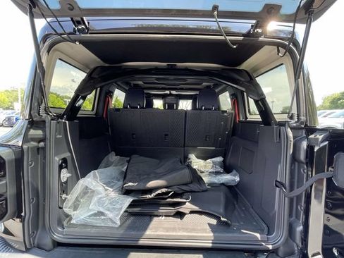 Used 2024 Ford Bronco Raptor w/ Interior Carbon Fiber Pack 6 AWD/4WD image 45