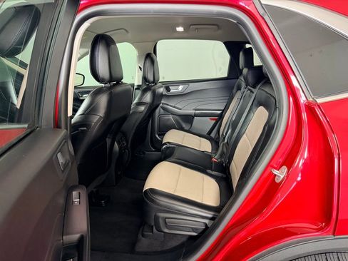 Used 2022 Ford Escape Titanium w/ Titanium Elite Package image 29