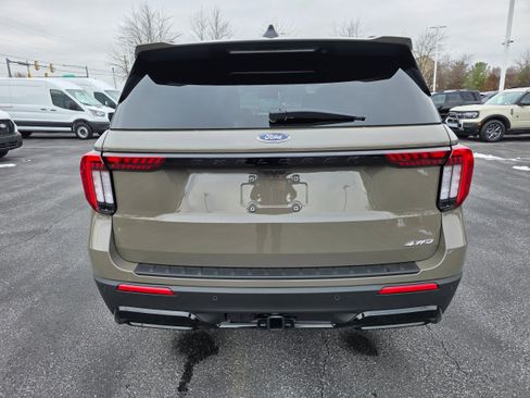 New 2026 Ford Explorer ST-Line image 4