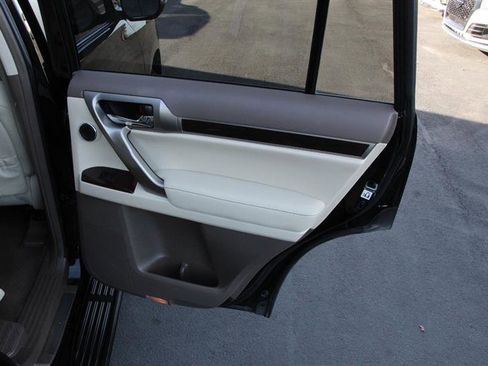 Used 2015 Lexus GX 460 Luxury image 15