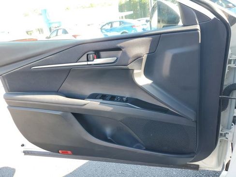 Used 2025 Toyota Camry LE FWD image 29