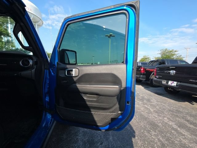 Used 2021 Jeep Wrangler Unlimited Rubicon w/ Trailer Tow Package AWD/4WD image 13