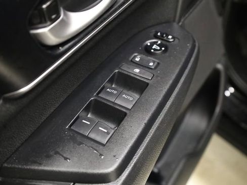 Used 2021 Honda CR-V EX image 17