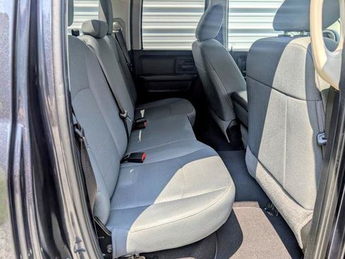 Used 2018 RAM 1500 Express w/ Express Value Package AWD/4WD image 18