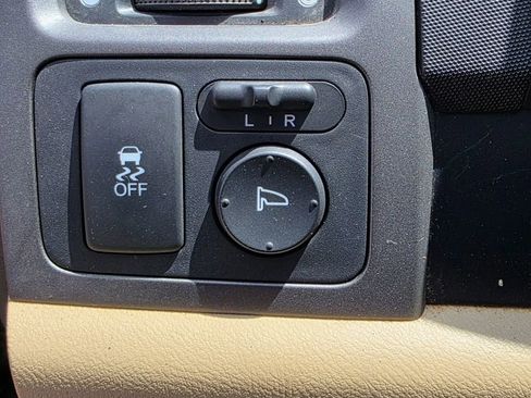 Used 2011 Honda CR-V SE image 13
