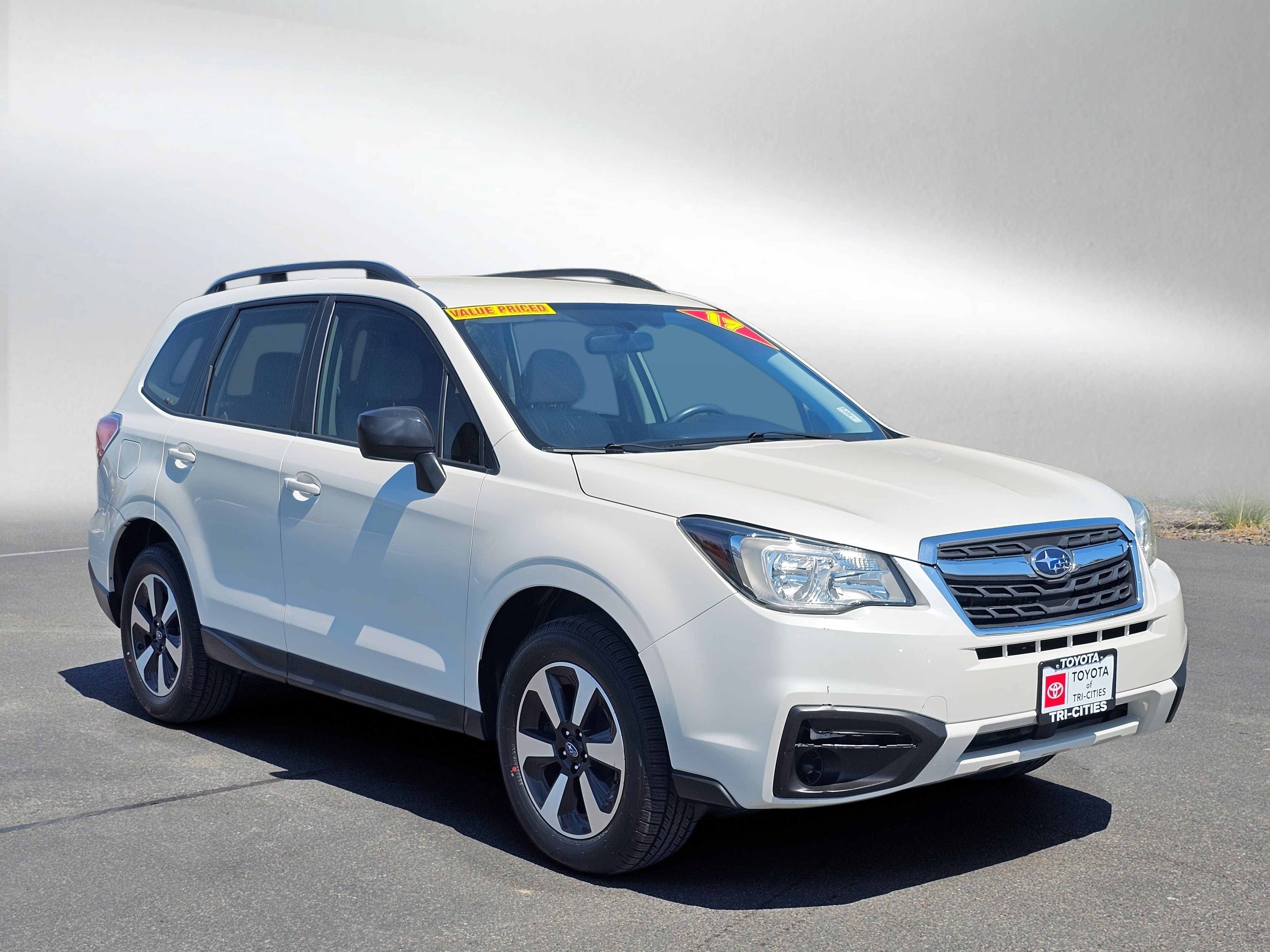 Used 2017 Subaru Forester 2.5i w/ Alloy Wheel Package AWD/4WD image 7