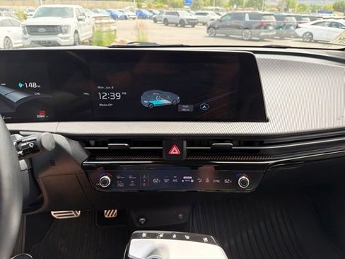 Certified 2023 Kia EV6 GT-Line AWD/4WD image 15