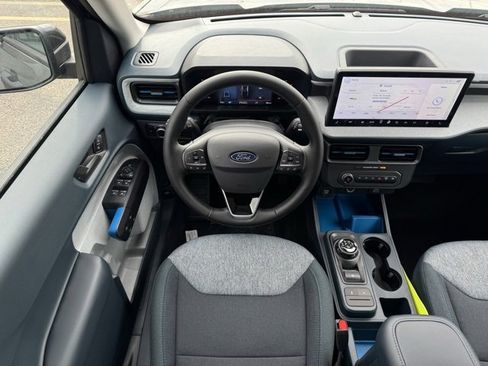 New 2025 Ford Maverick XLT w/ XLT Luxury Package image 5