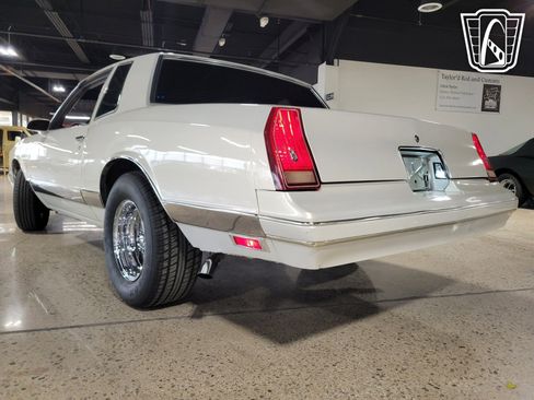 Used 1987 Chevrolet Monte Carlo LS image 26