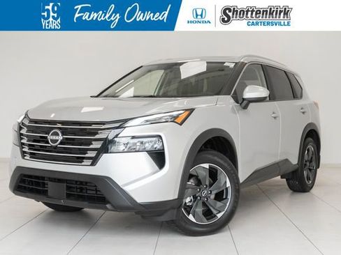 Used 2025 Nissan Rogue SV w/ SV Premium Package image 1