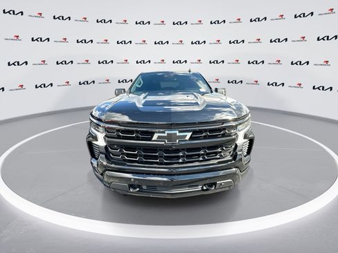 Used 2025 Chevrolet Silverado 1500 RST w/ Dark Appearance Package image 3