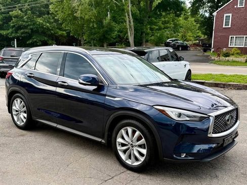 Used 2019 INFINITI QX50 Essential AWD/4WD image 2