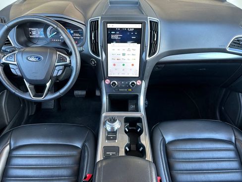 Certified 2024 Ford Edge SEL AWD/4WD image 9