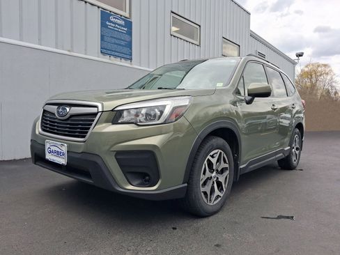Used 2019 Subaru Forester Premium w/ All-Weather Package AWD/4WD image 1