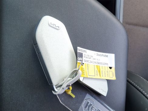 New 2025 Kia EV6 Light image 30