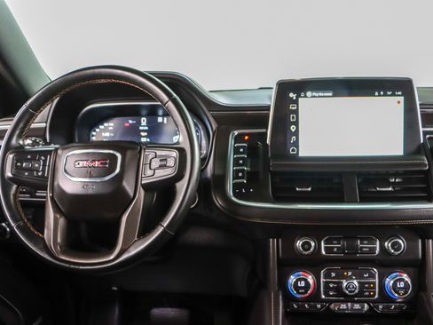 Used 2023 GMC Yukon AT4 AWD/4WD image 18