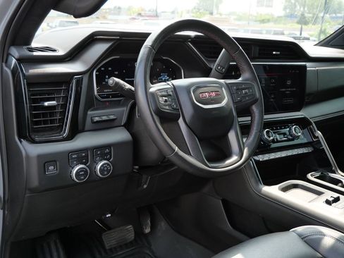 Used 2024 GMC Sierra 2500 AT4X AWD/4WD image 15