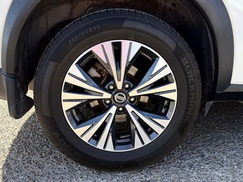 Certified 2021 Nissan Rogue SV image 33