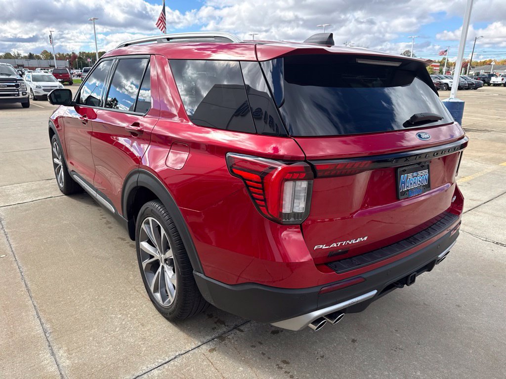 Used 2025 Ford Explorer Platinum w/ Ultimate Package AWD/4WD image 6
