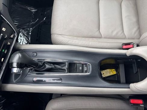 Used 2022 Honda HR-V EX-L image 26