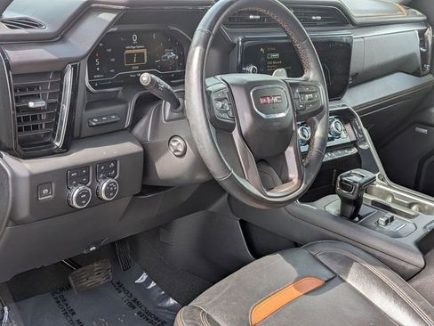 Used 2024 GMC Sierra 1500 AT4 w/ Technology Package AWD/4WD image 16