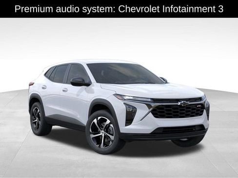 New 2026 Chevrolet Trax RS w/ Driver Confidence Package FWD image 8