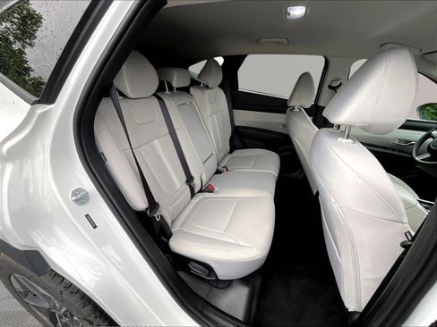 Used 2025 Hyundai Tucson SEL FWD image 25