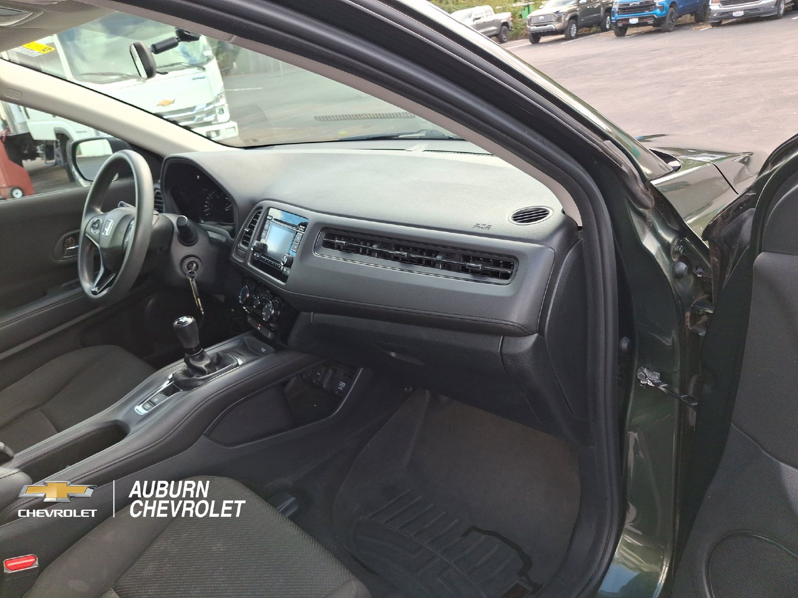 Used 2017 Honda HR-V LX image 22
