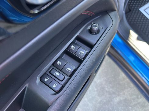 Used 2024 Jeep Compass Trailhawk w/ Trailhawk Convenience Group image 18