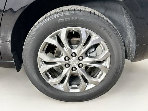 Used 2021 Buick Enclave Avenir w/ Avenir Technology Package FWD image 8