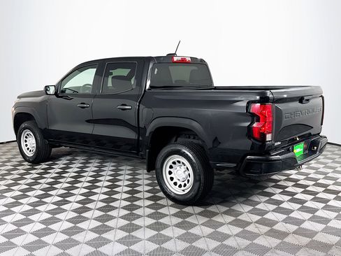 Used 2024 Chevrolet Colorado W/T RWD image 6