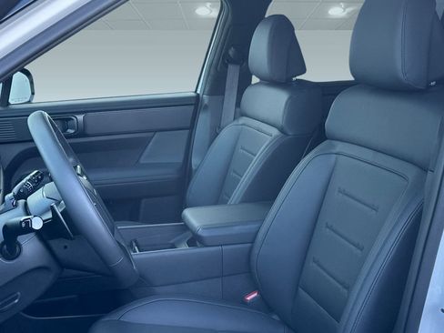 Used 2025 Hyundai Santa Fe Calligraphy image 5