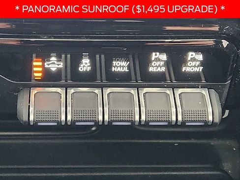 Used 2022 RAM 1500 Limited w/ Body Color Bumper Group image 26