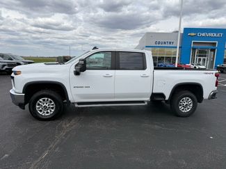 Used 2023 Chevrolet Silverado 2500 LT w/ Convenience Package AWD/4WD video 2
