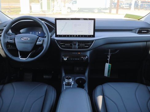 New 2025 Ford Escape SE w/ PHEV Premium Package image 23