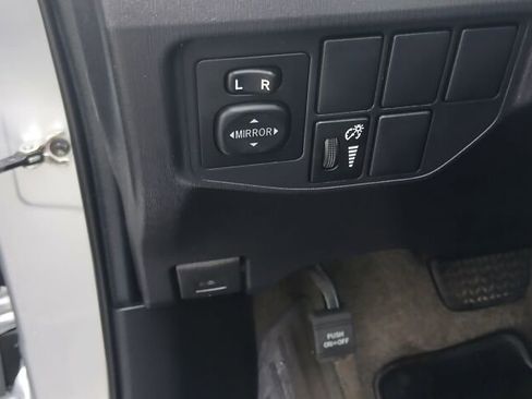 Used 2013 Toyota Prius Two image 27