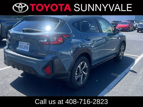 Used 2024 Subaru Crosstrek 2.0i Premium w/ Popular Package #4 AWD/4WD image 2