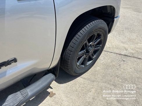 Used 2019 Toyota Tundra SR5 w/ SR5 Upgrade Package AWD/4WD image 5