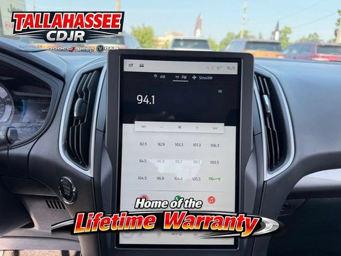 Used 2023 Ford Edge SEL AWD/4WD image 18