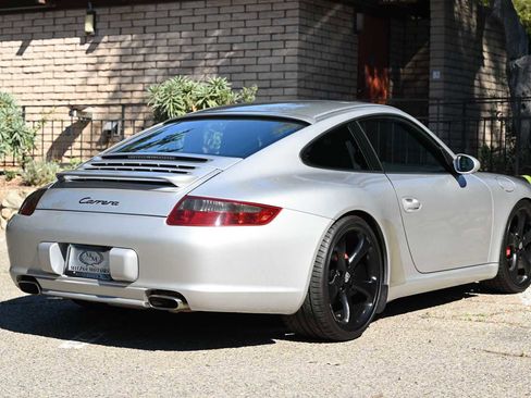 Used 2005 Porsche 911 Carrera image 5
