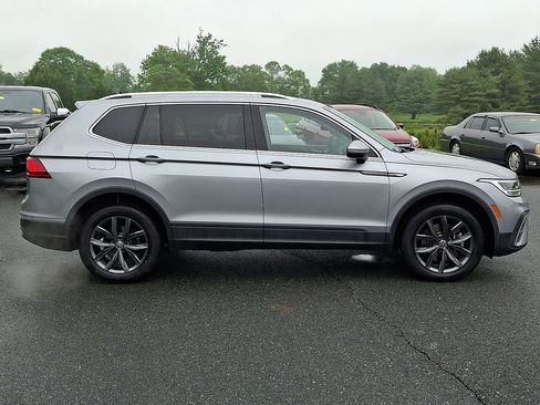 Used 2022 Volkswagen Tiguan SE AWD/4WD image 7