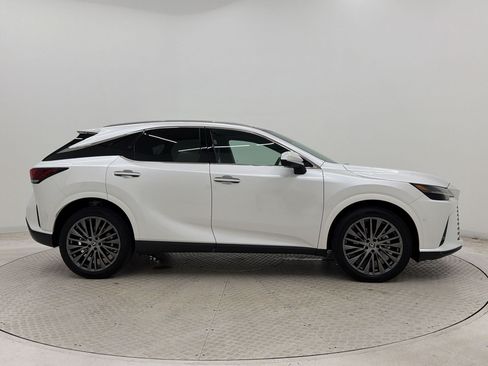 Used 2024 Lexus RX 350 FWD w/ Convenience Package image 8