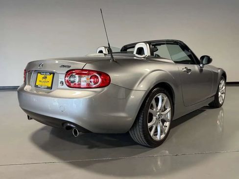 Used 2014 MAZDA MX-5 Miata Grand Touring RWD image 4