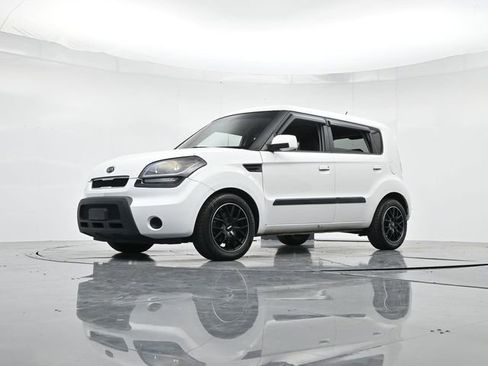 Used 2010 Kia Soul + image 34
