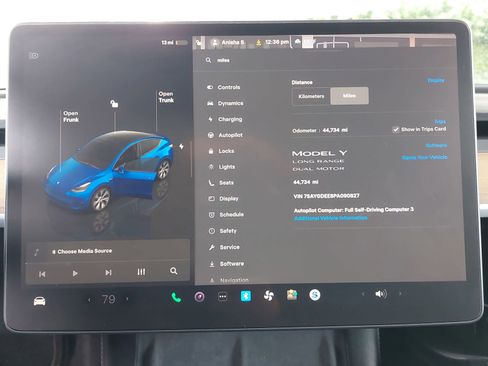 Used 2023 Tesla Model Y Long Range image 20