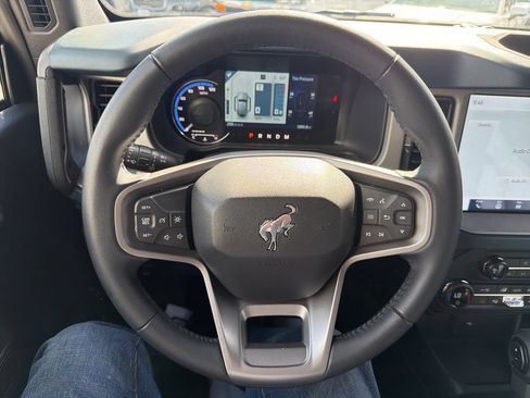 Used 2024 Ford Bronco Outer Banks AWD/4WD image 59